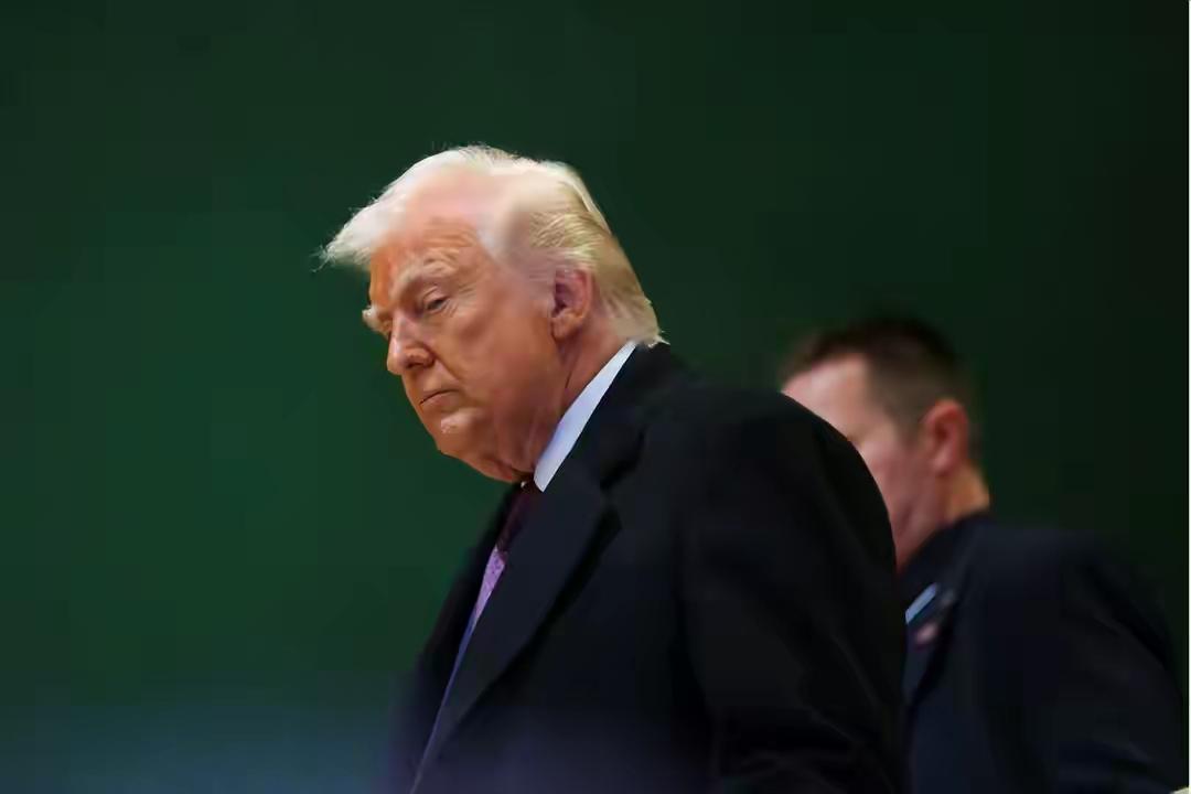 美航母刚到中东，不到24小时，伊朗发出毁灭警告，中方一句话定调美伊军事对峙白热