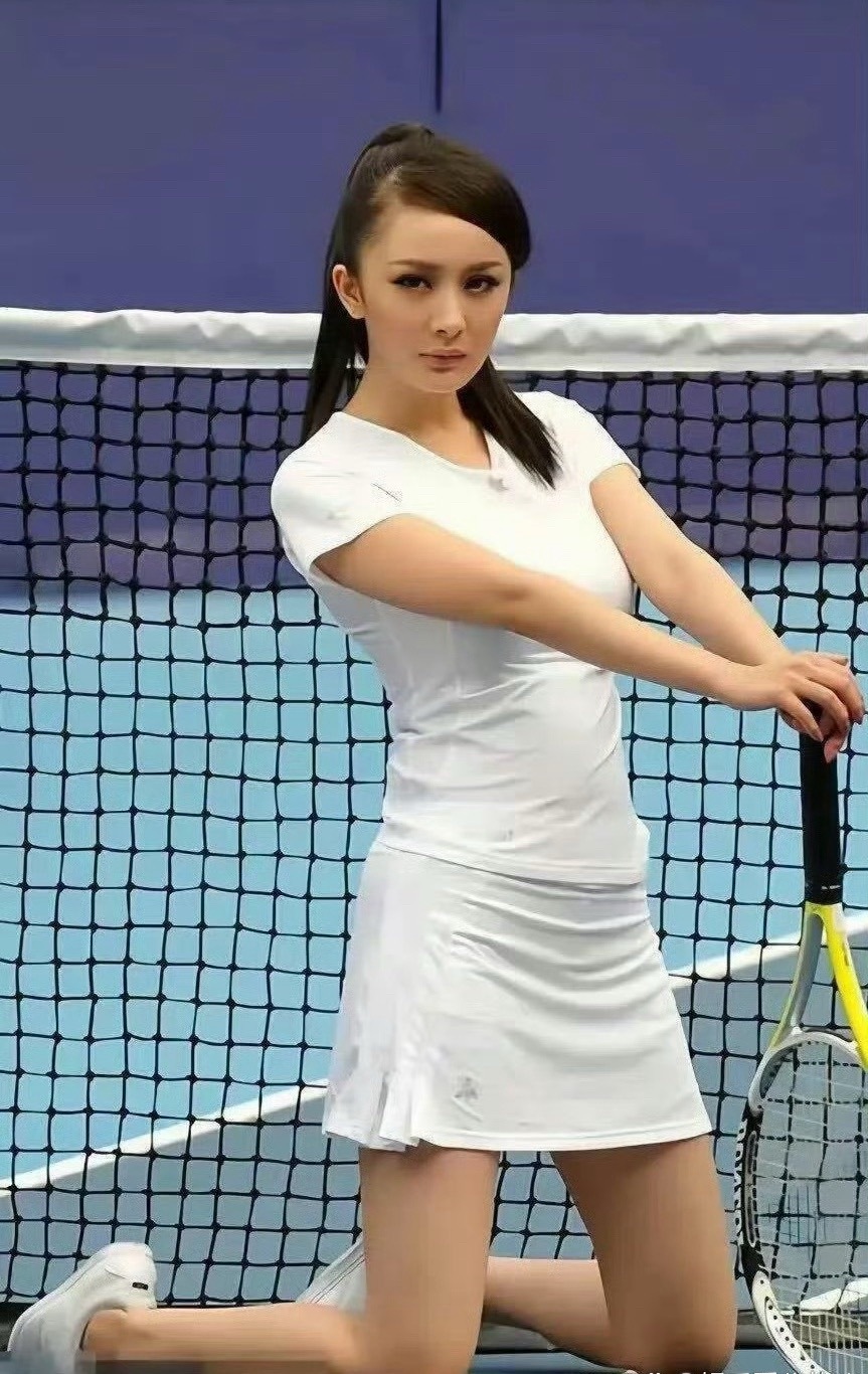 杨幂早期照片好有韵味好销魂啊