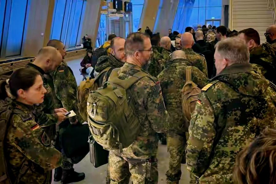 德国小队格陵兰“转一圈”撤了，这地方到底有多热？德国那支13人的军事小队18