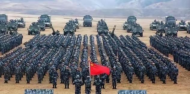 中国现在的综合国力实在太强横了，美国那是真不敢随便撩拨！单看打仗这块，中国手里死