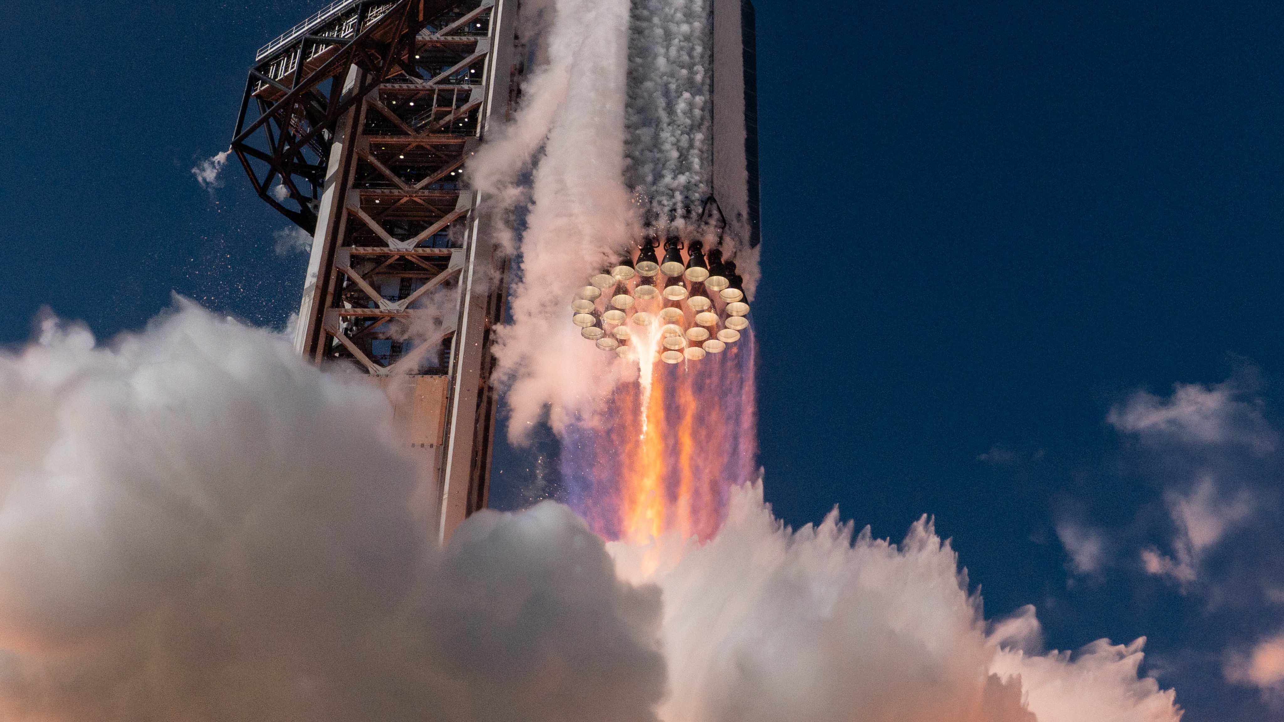 SpaceX：星舰13飞快报7月25日，星舰从得克萨斯州升空，执行其第十三次飞行