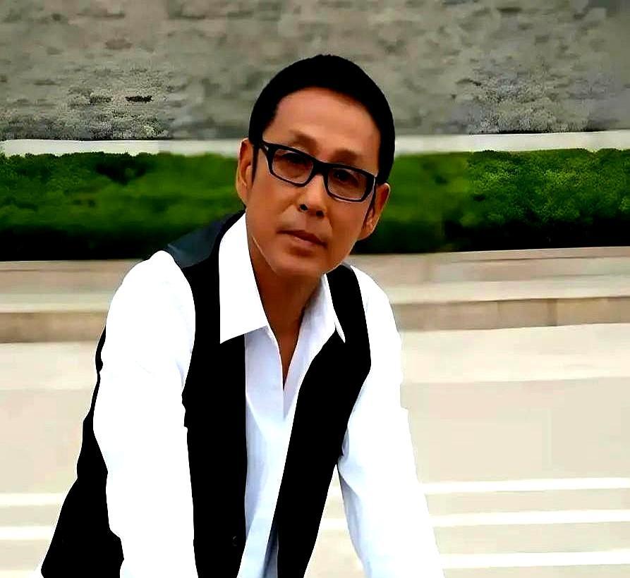 第一季片酬表一出，观众直接炸锅。张若昀3773万，李沁3000万，陈道明2