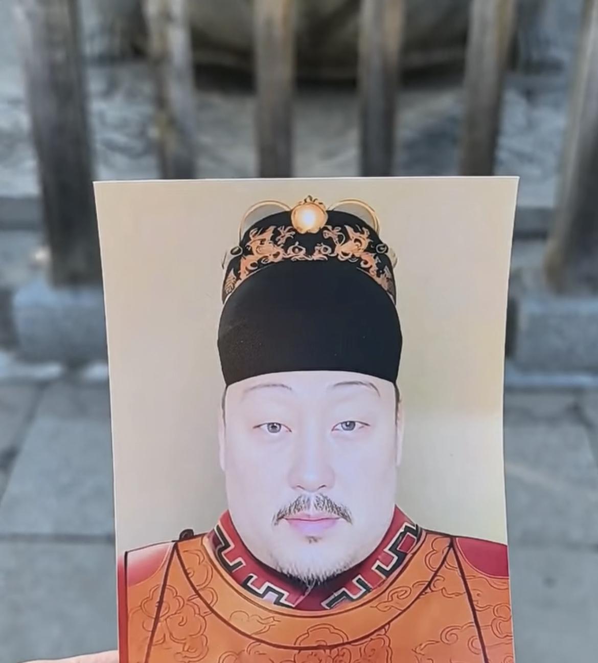 明神宗万历帝的定陵，有一种说不出的古典雅致之美，古人的审美真是顶级，帝陵设计的感