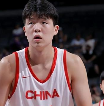 中国男篮球员杨瀚森已经结束了在凯尔特人的试训，据《青岛日报》记者许诺透露，杨瀚森