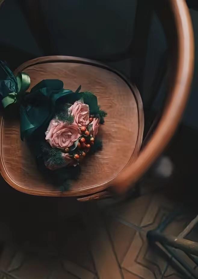 这个时代最大的红利，是“低成本生存”给的自由，可惜多数人视而不见！十几元的