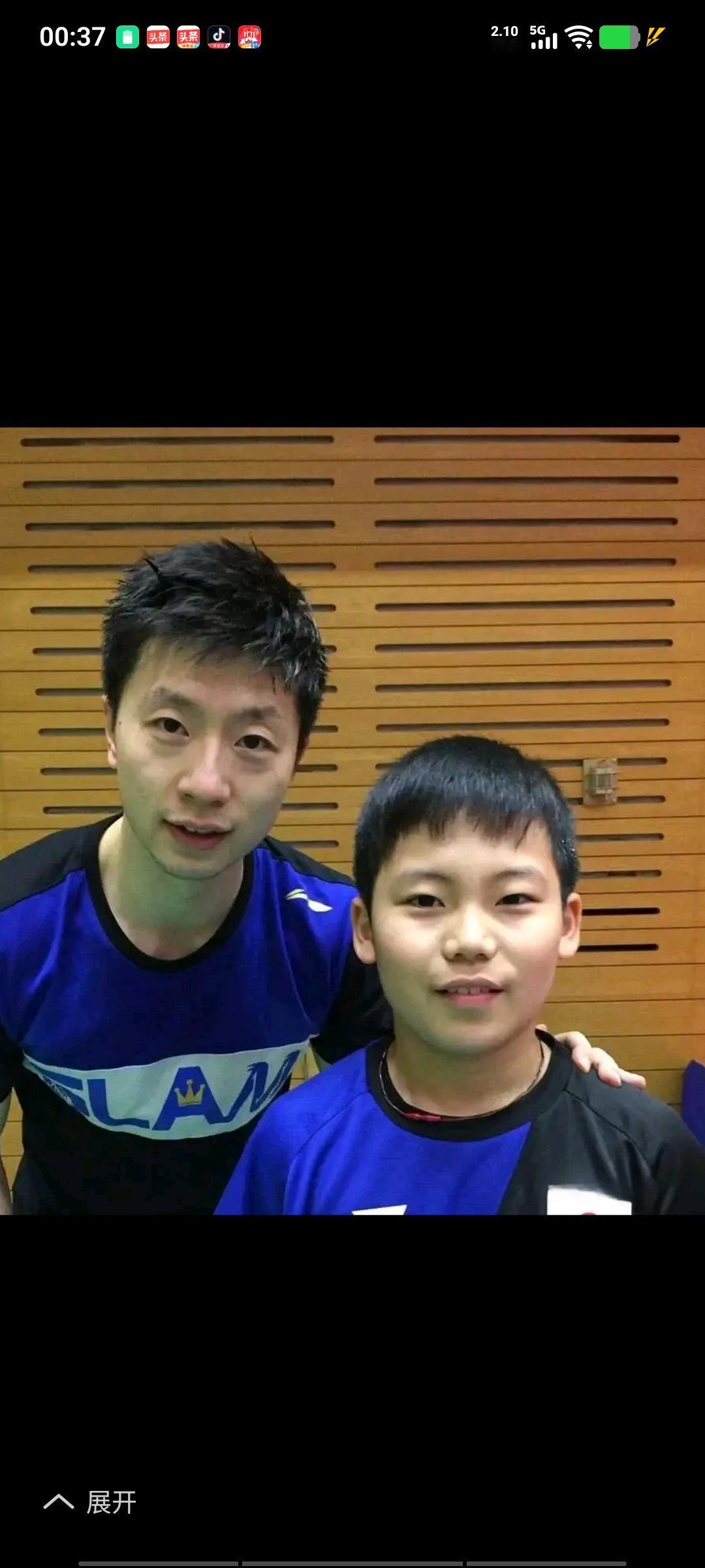 日本乒乓球选手松岛辉空，近两年来进步显著，在法国蒙彼利埃站赛事中斩获亚军。他出生