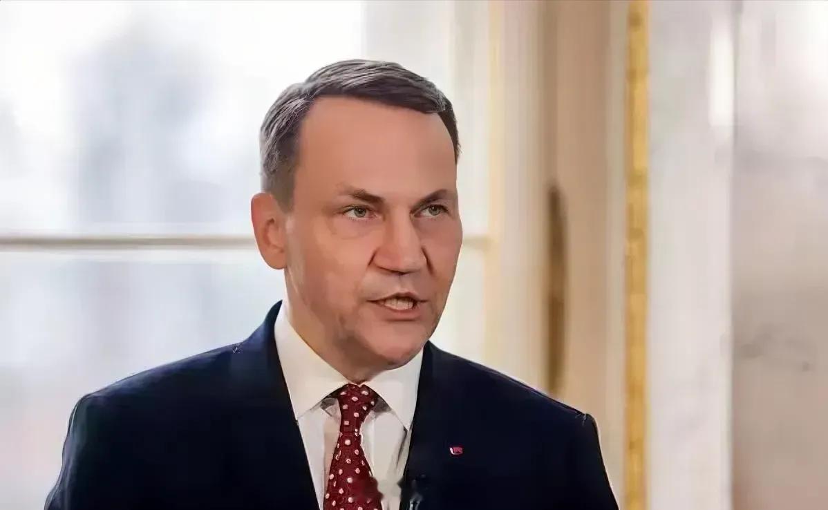波兰这下沙眼了！大呼：“这不是误炸，是蓄意攻击。”！！！波兰一家企业在乌克兰运营
