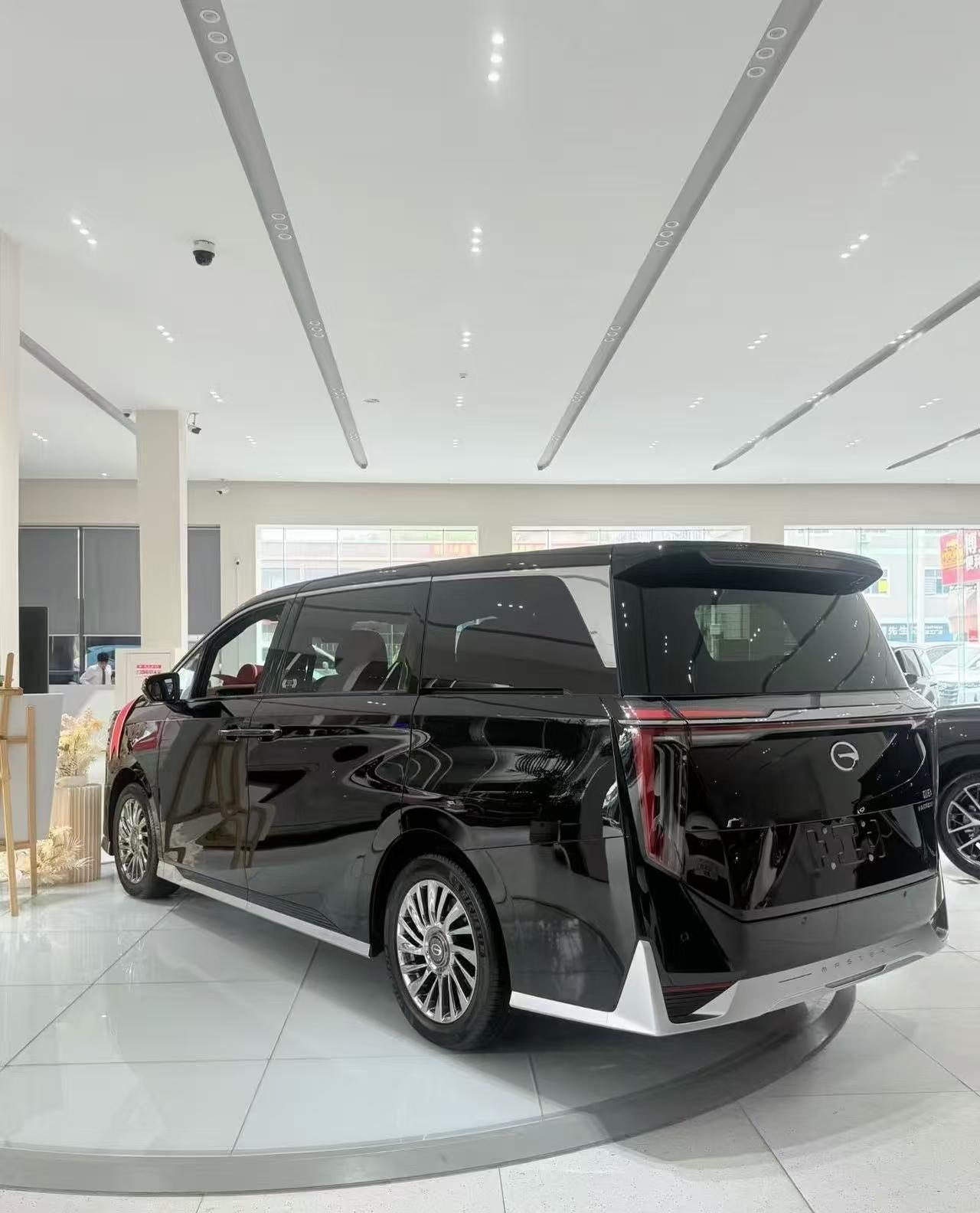 这是赤裸裸的真实情况！看了2月MPV汽车销量前排行榜，不得不说现在国产车太有