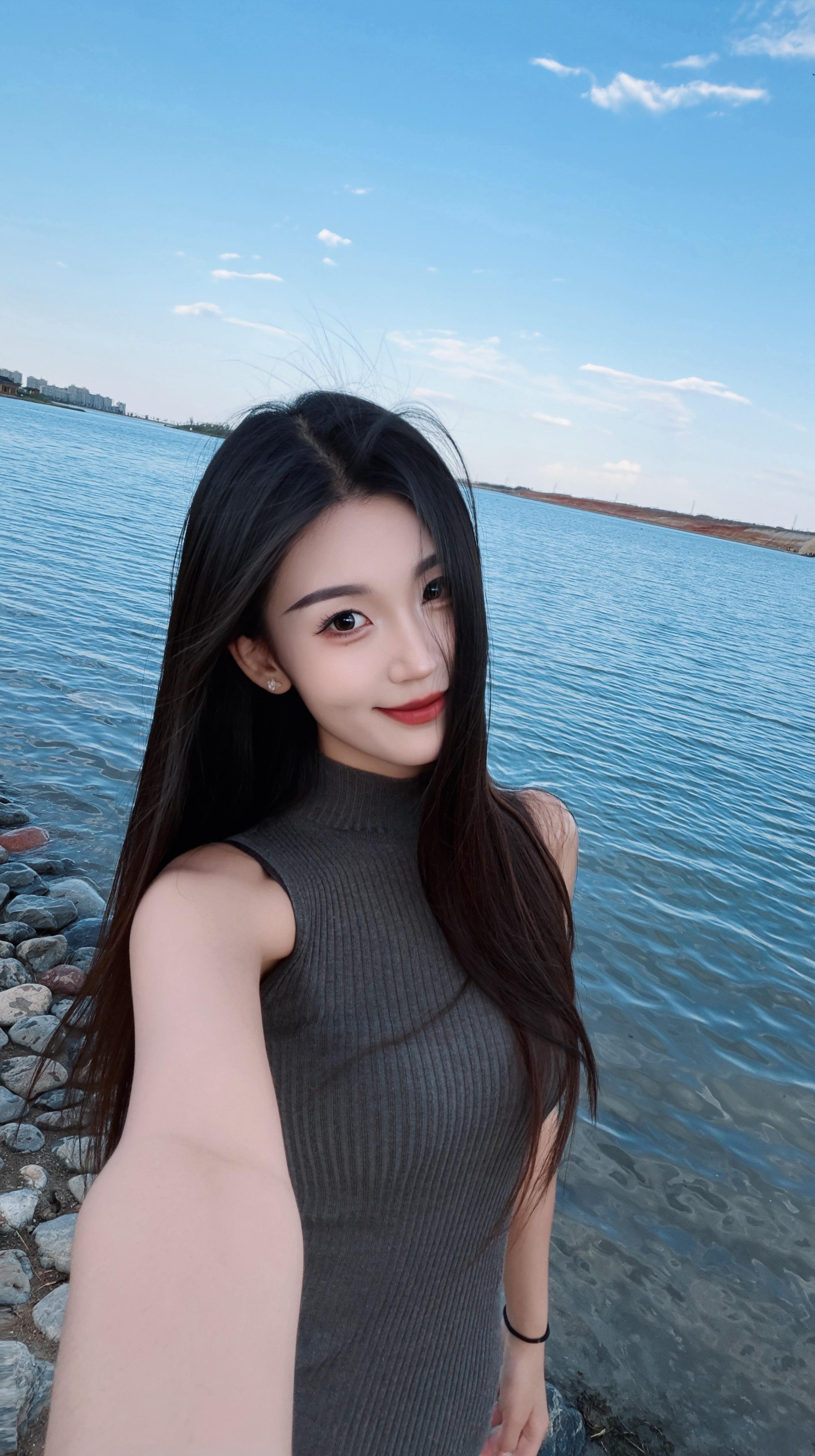 八月的我依旧单身 又守护了多少男孩的眼泪