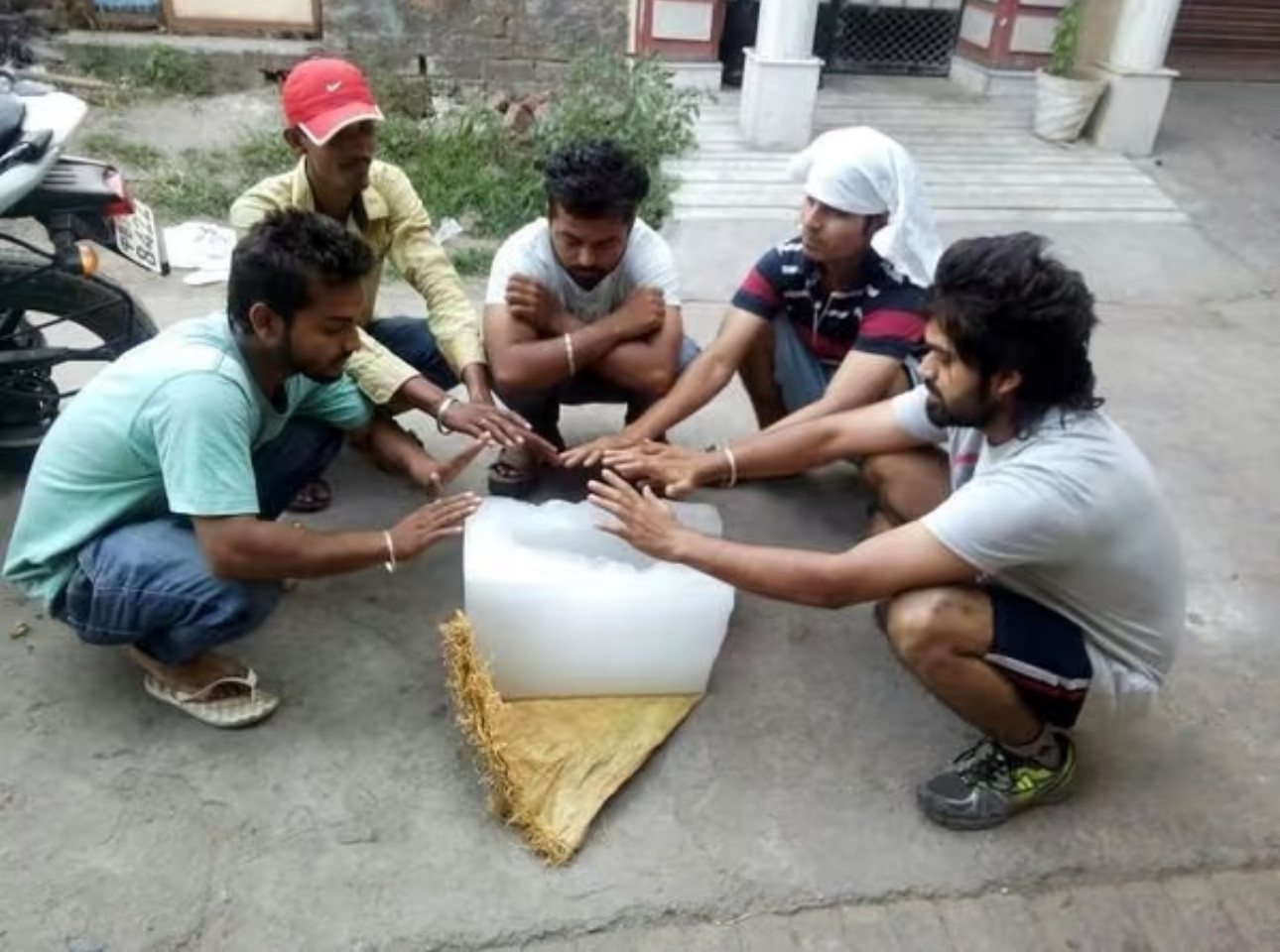 就算免机票我也不敢去