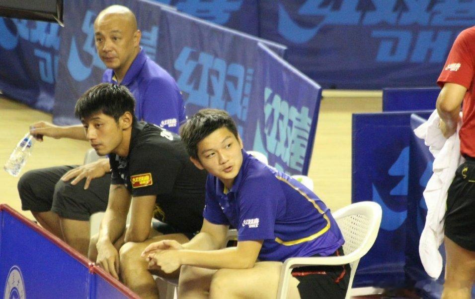 感慨“好稚嫩”的小熊猫🐼🐼