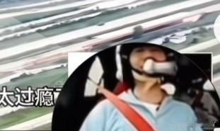 这是什么神奇功能有网友发现，雷军直播测试小米汽车。刚出发的时候安全带是橙色的，
