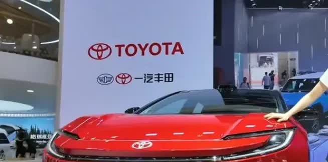 -480km。低温场景专业环境舱模拟测试中，官方标称续航516
