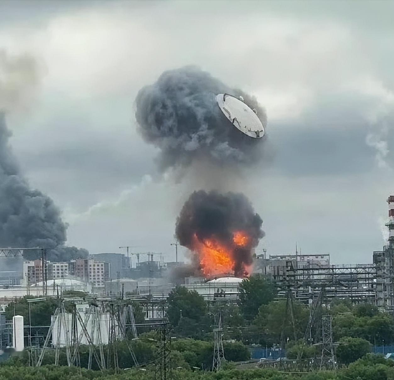 2026.6.20日莫斯科的眼泪：乌克兰对莫斯科的炼油厂，石油运输、储存进行了大