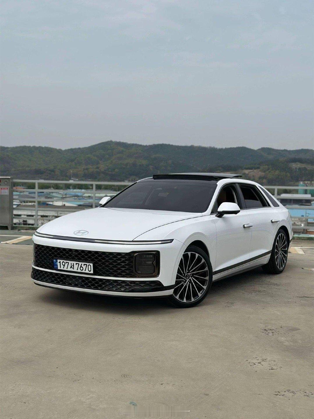 全新现代雅尊这个造型要是引进的话感觉会有人买吗？