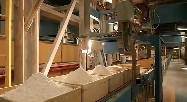 澳洲没想到自己花重金挖走中国稀土团队，以为能终结这个稀土霸权，结果却发现中国早就