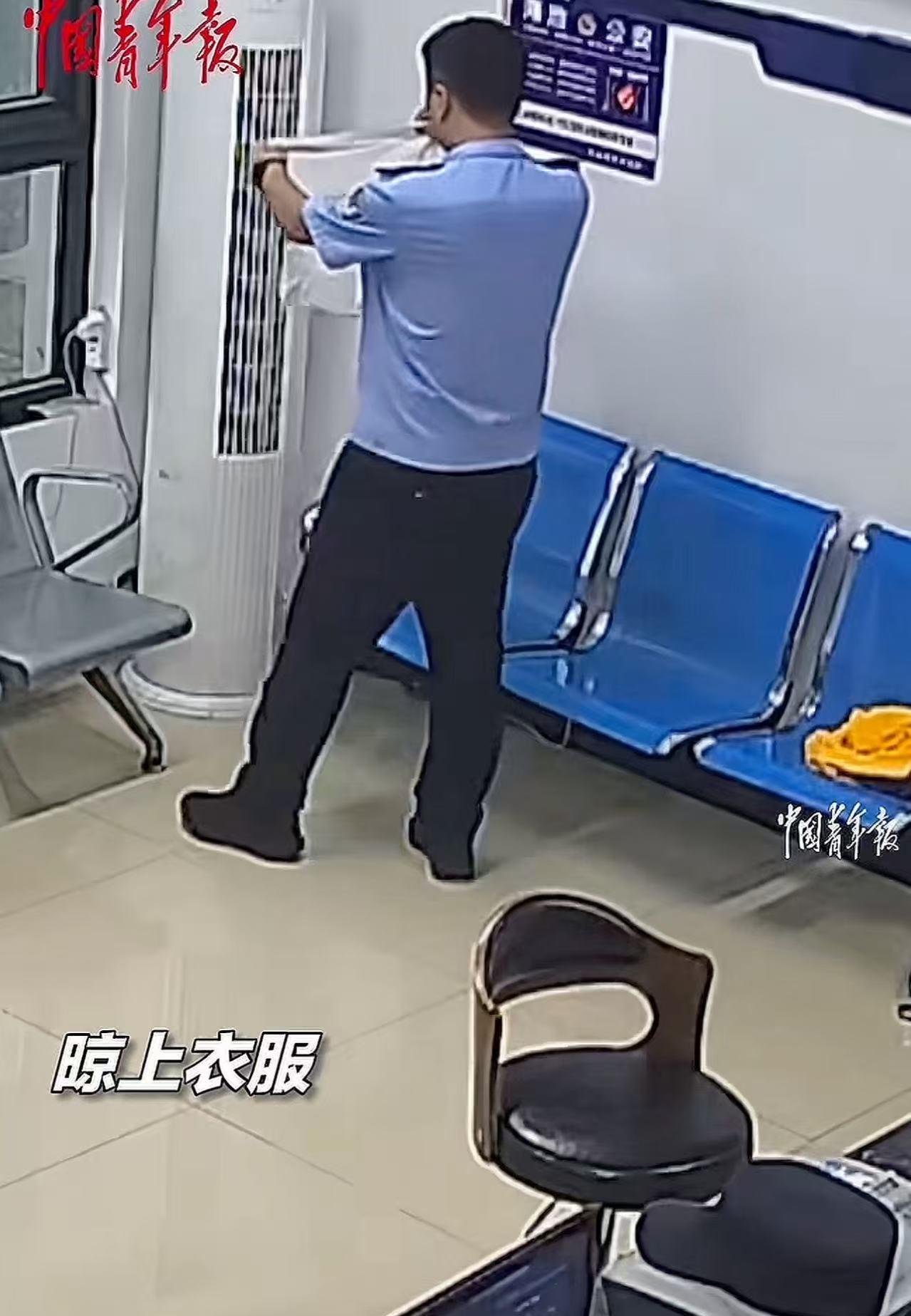 “这个派出所火到中国青年报！”河南绳池，外卖员妈妈带孩子送餐途中遇到大暴雨，走进