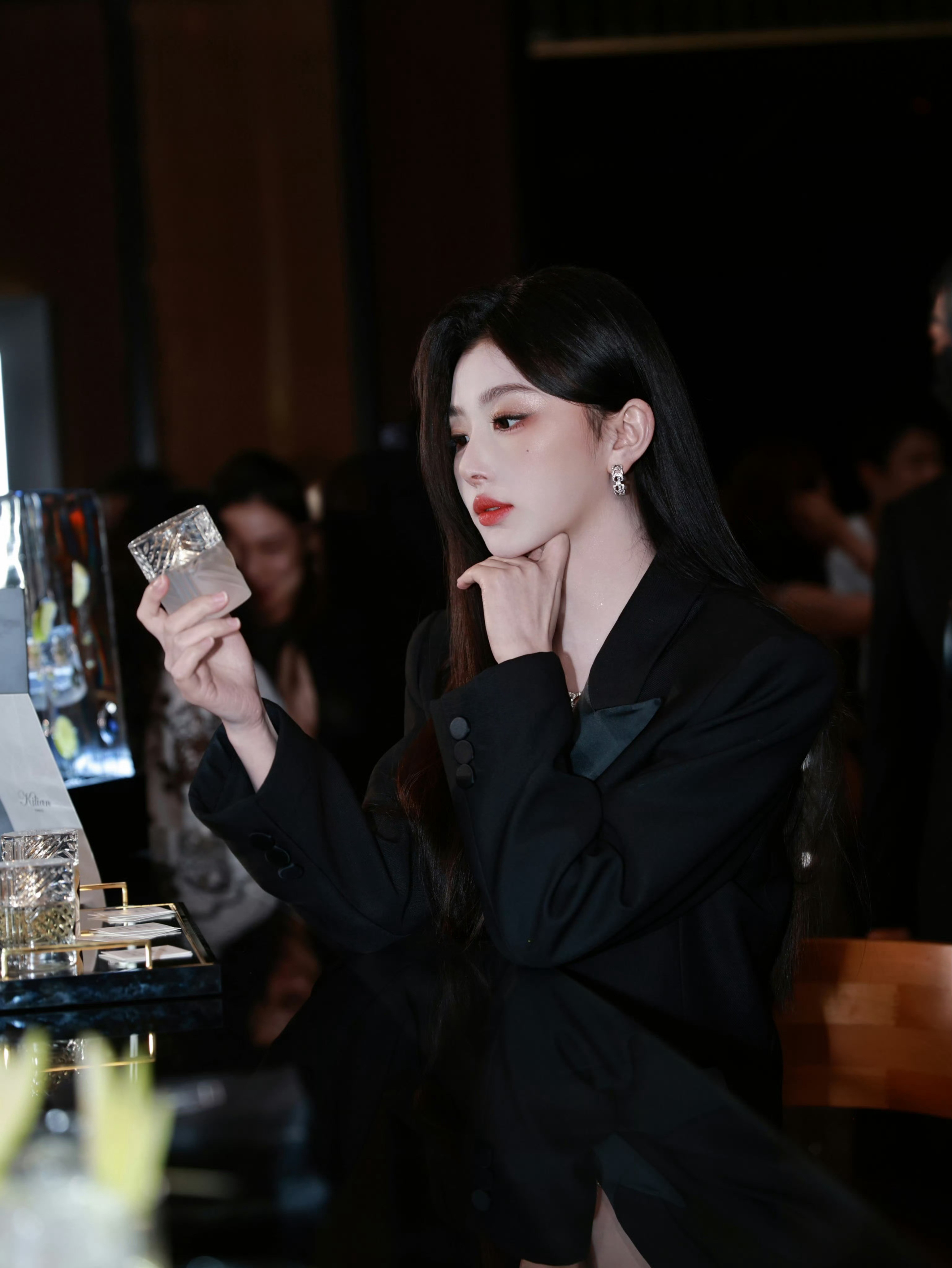 孔雪儿昭阳公主❄️孔雪儿李述260721【图片】事务所更新6p当冰在黑夜融化