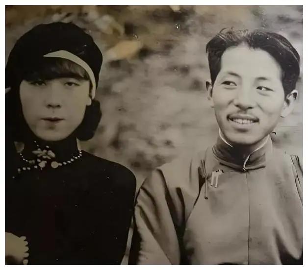 1973年，76岁于凤至，以每坪50美金，买下迪士尼附近一块荒地。亲友都以为她老