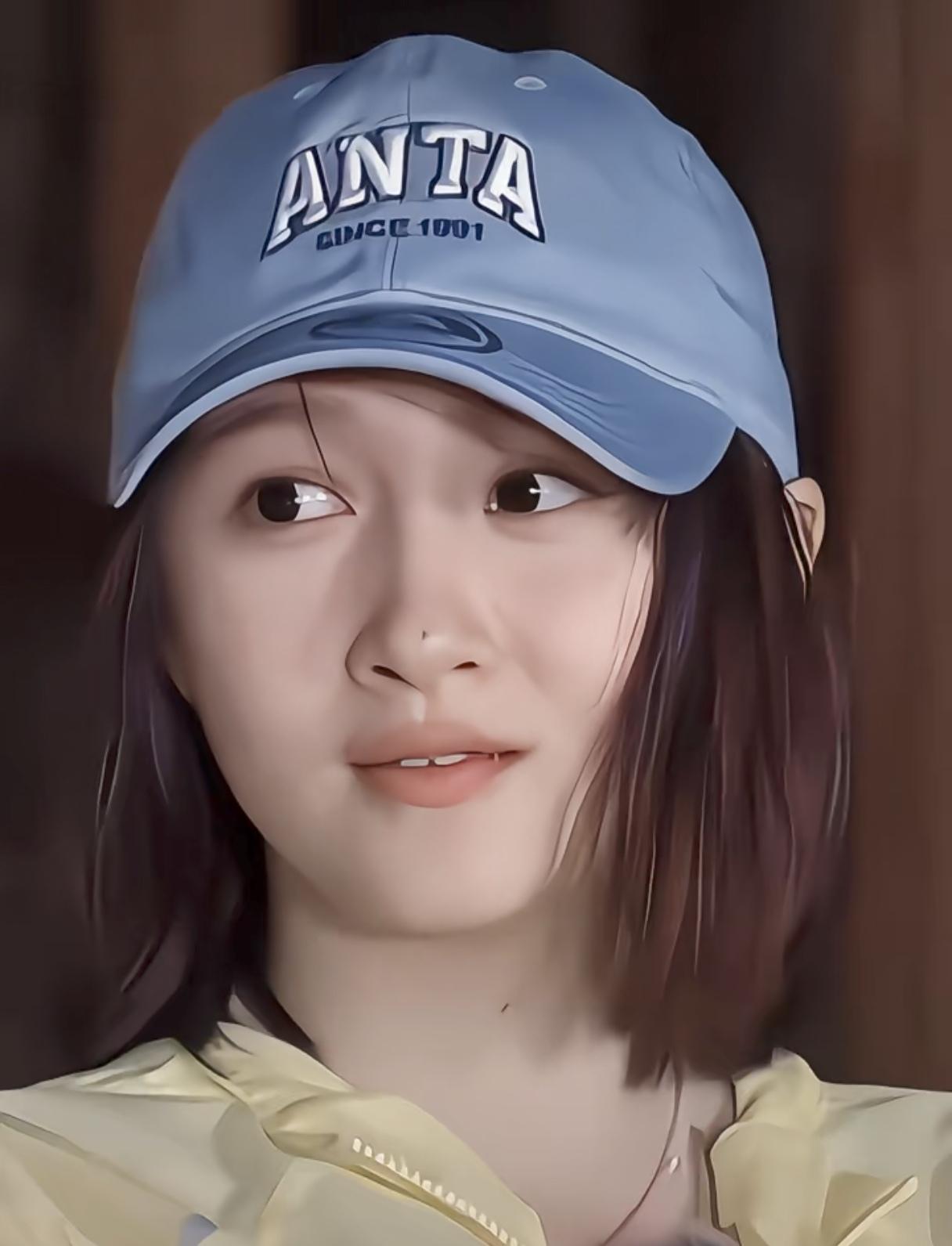 奉劝大家一句，做人别太关晓彤！尤其是做女人！关晓彤这次輸就輸在，她太体面了！