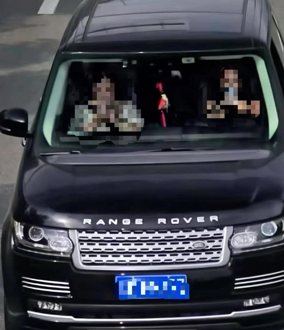 天塌了11月11日车被朋友开玩笑贴了一张假罚单，拍照发给我了，我当真了，就给老