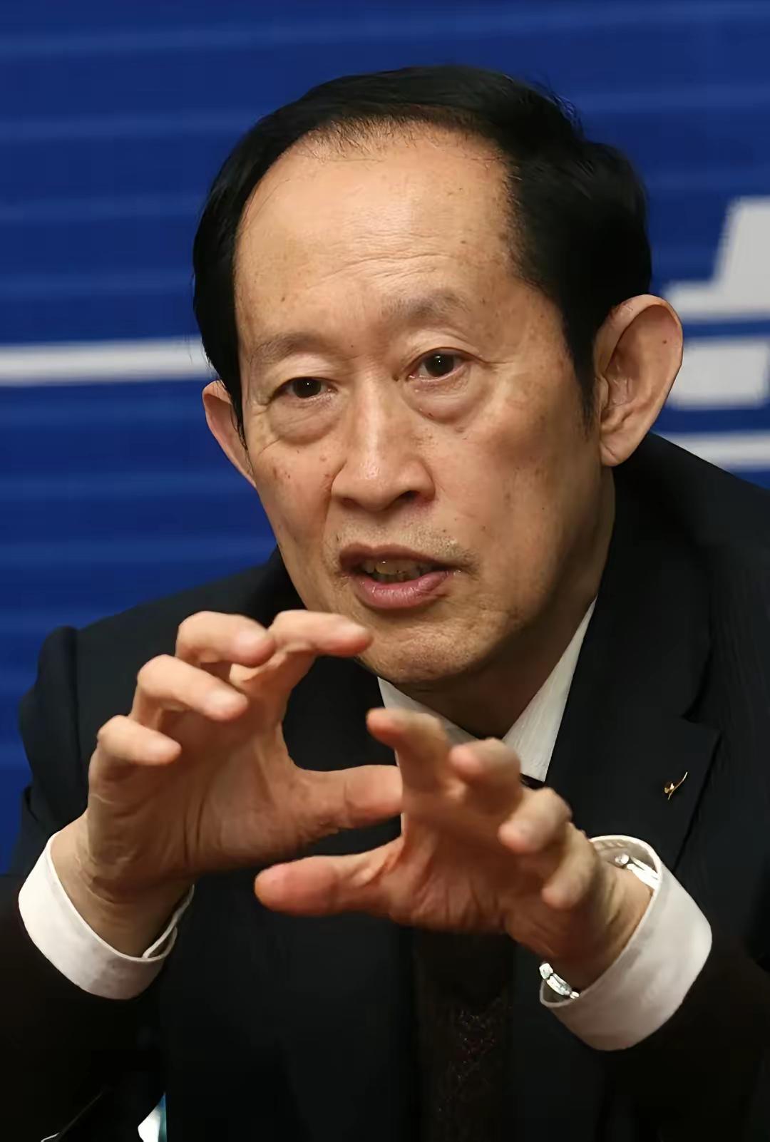 王立群教授说:“我研究了50年史记，发现一个惊人的规律，杀一人有罪，杀万人为王，