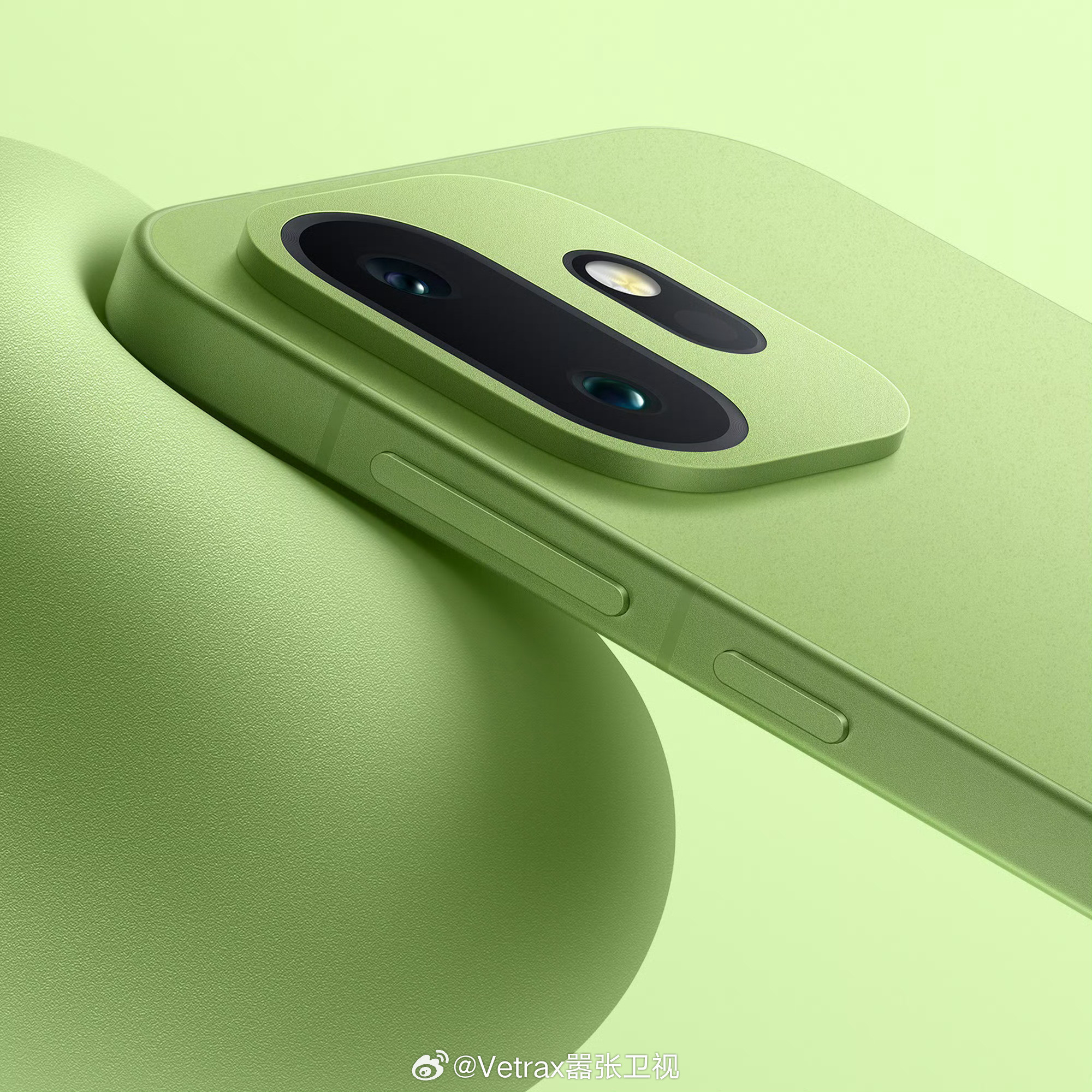 之前那个一加15T的爆料图……一看就是出来混淆视听的假图……正儿八经的一家