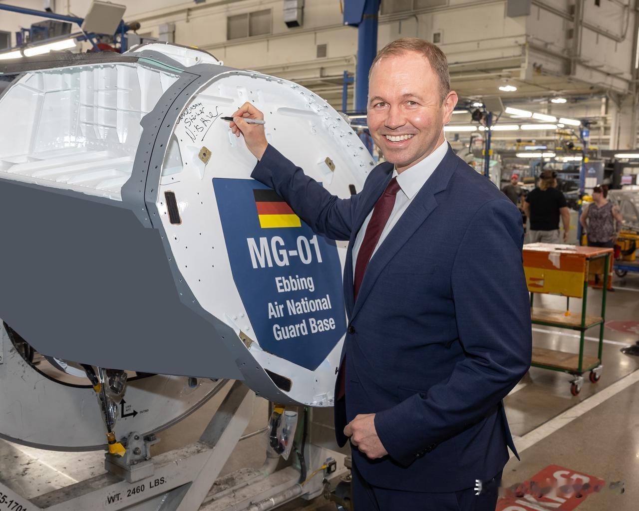 🇩🇪🇺🇸德国空军首架F-35A战斗机总装开始洛克希德·马丁公司已在