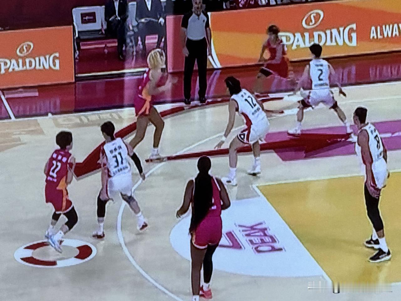 三节结束，山西36:55落后19分。第1节山西12:11领先一分第2节打了1