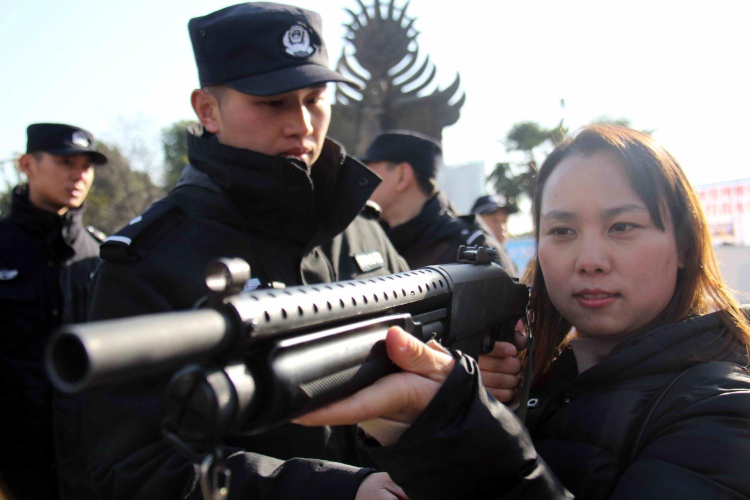 中国警察的配枪, 有的可能是你第一次见