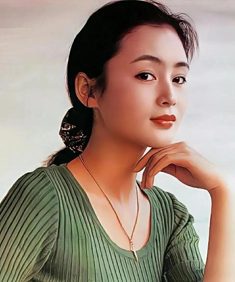 琼瑶剧中的美人,你最喜欢谁?琼瑶剧中的美女很多有陈红，蒋勤勤，林心如，陈德容