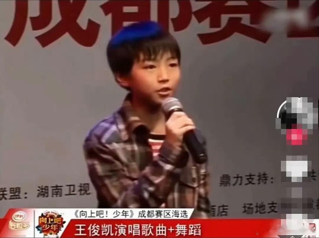 同样是早期照片，大家觉得谁的变化更大一些呢