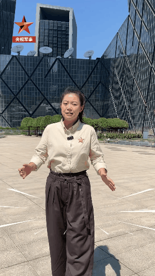 时隔一年，官媒终于公布印巴5·7空战歼10CE战果详情，背后还有中方保障人员！
