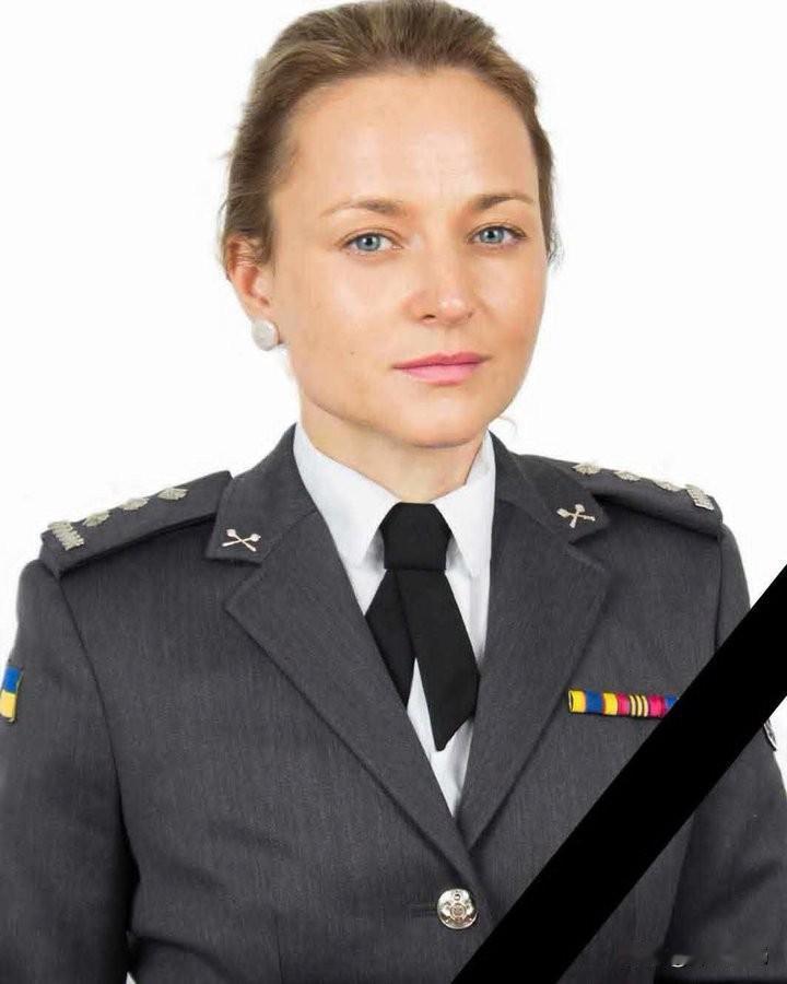 俄军逮到一条大鱼，精准打死乌克兰国家保卫局女上校，瓦伦蒂娜·萨维茨卡上校！乌克兰