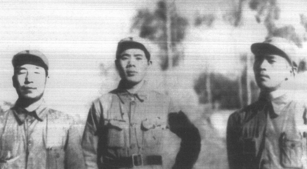 1938年，包森带领游击队员攻打日军据点，刚攻击一轮，敌人便放弃据点后撤逃窜。战