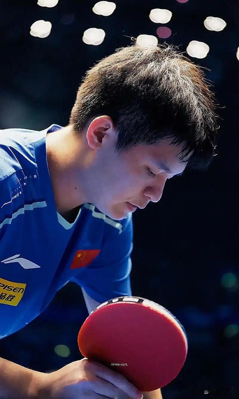 张本夺冠：“尴尬了”林诗栋！2025在夺冠次数上（冠军赛级别及以上）：张本