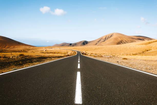 一位心理学者说：最狠的折磨不是不给你，而是给你以后再收回。人世间最让人痛苦的