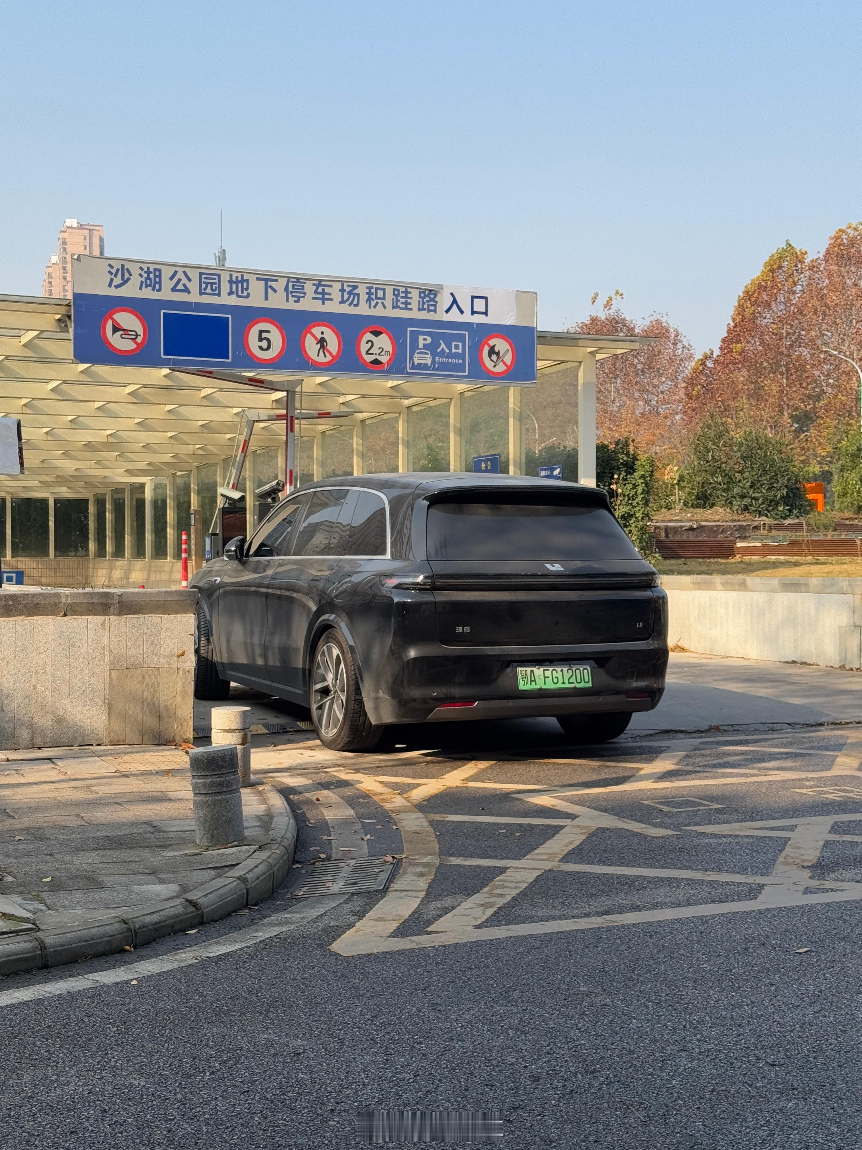 没亲眼见过的时候，我也觉得是不是有偏见等到自己亲眼见到，发现原来真的是这样耳听为