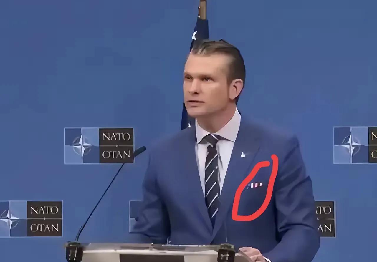 美国防长离开了新加坡，是灰溜溜离开的？还是满载而归离开的？我们就看一看他在3天会