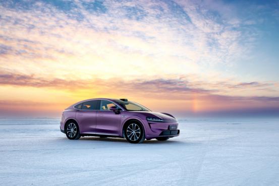 14分42秒极速补能，智界R7定义冬季补能新标杆冬季补能慢向来是纯电车的一大痛