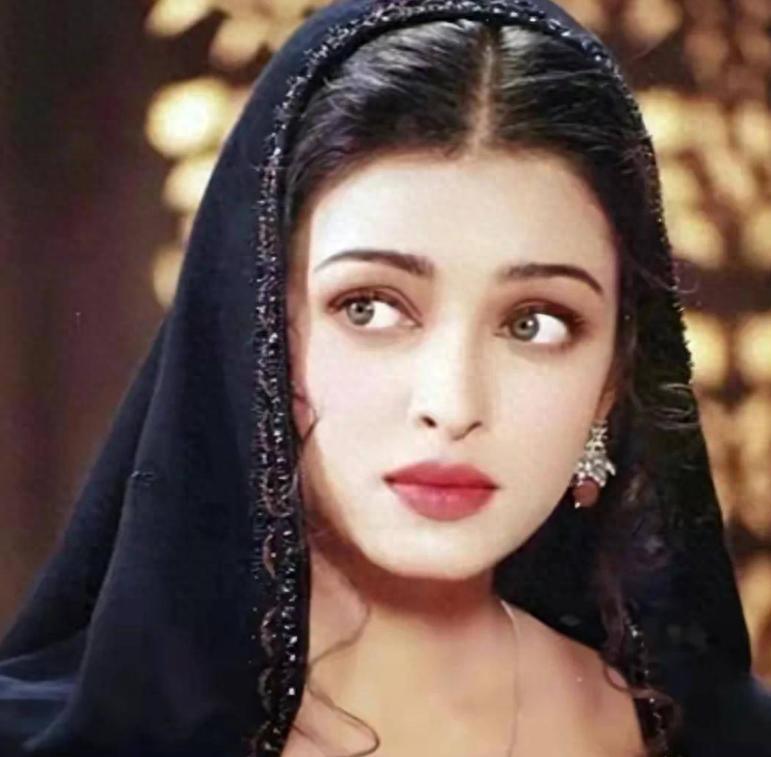 赤道附近的印度，为啥有那么多白人？真相很简单很多人纳闷，印度在赤道附近，按说该