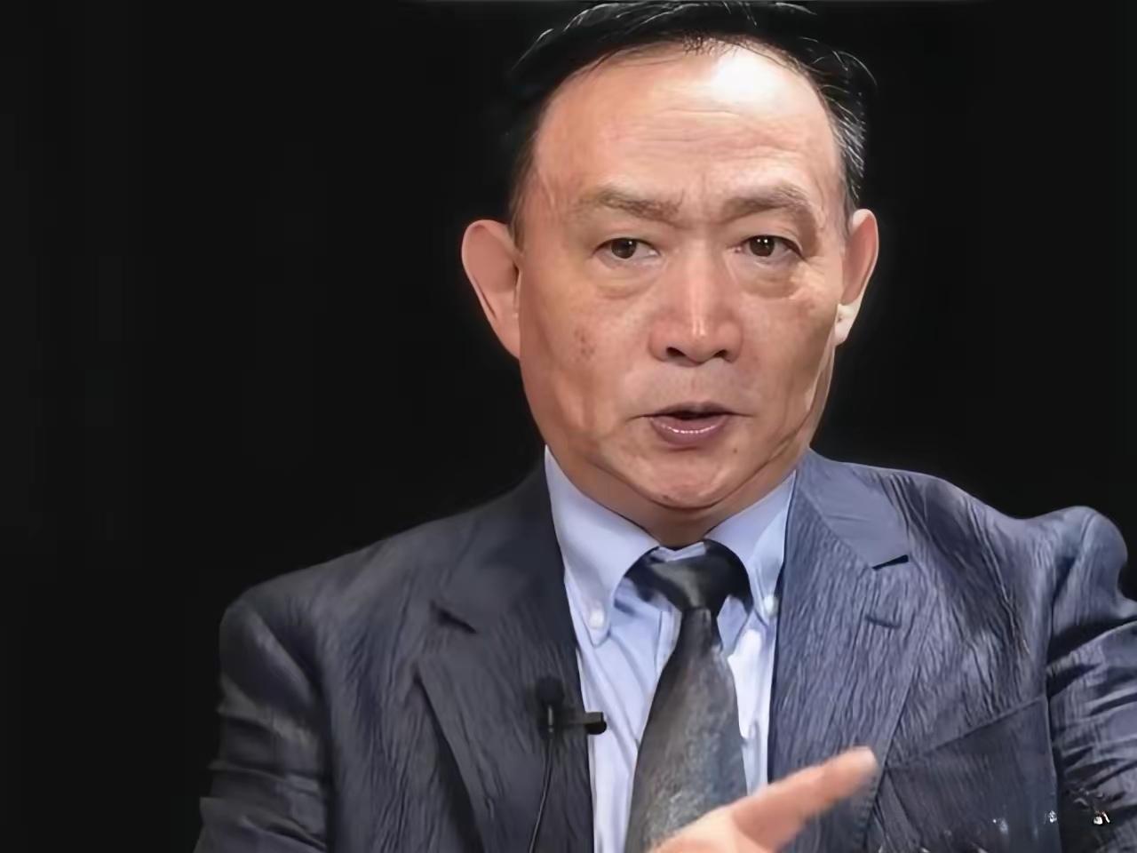 学者建议引热议：提议特定情况官员退出公职近日，有学者在公开平台提出一项引发广