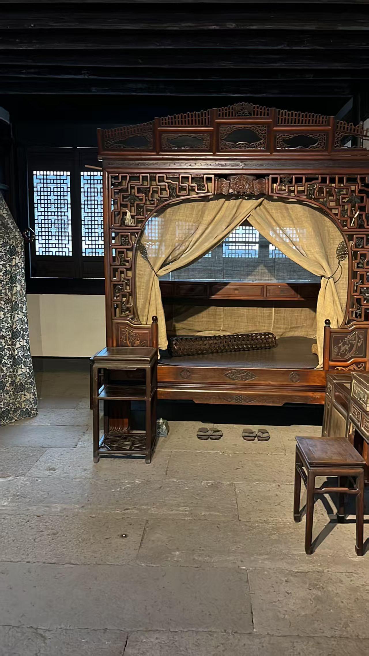 古代住宿时，既然有客栈，为何还有客店？古代的店和铺，有何不同咱先掰扯清楚客