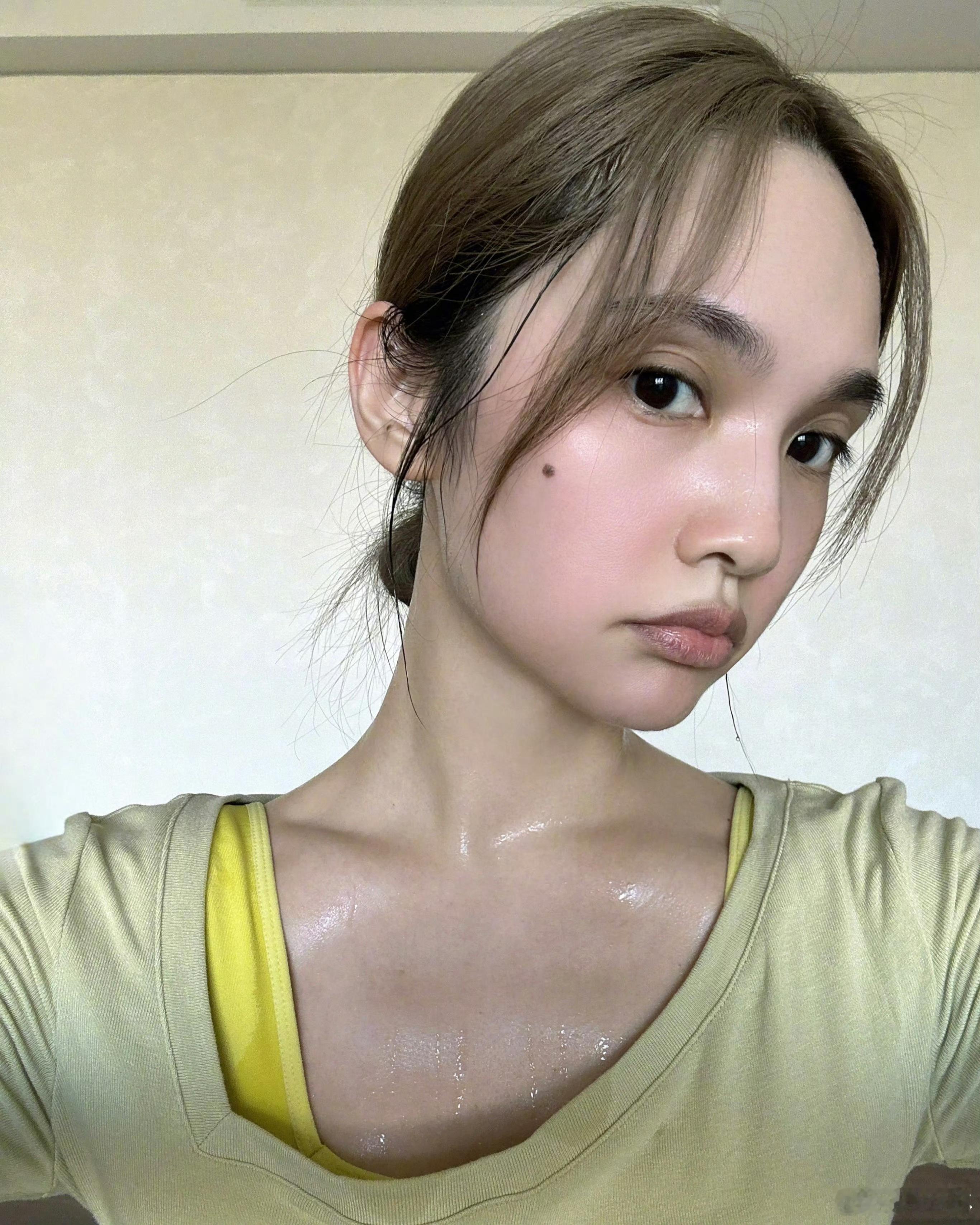 杨丞琳胖了6斤香汗淋漓的杨丞琳