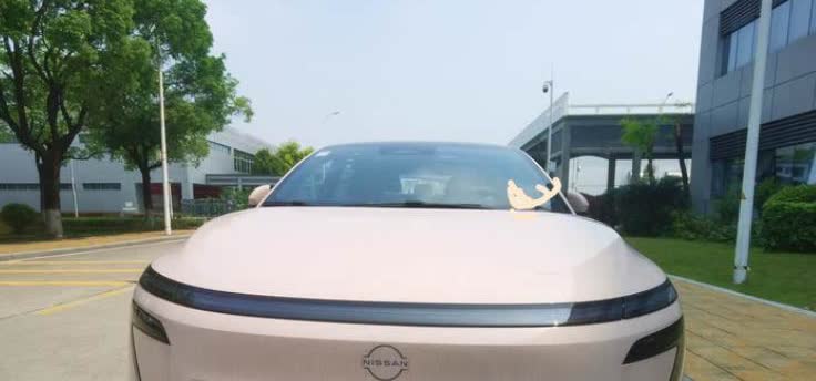 优点说够了，单说对比国产车，日产N7三个大短板，看完再说买不买。一是安全配置