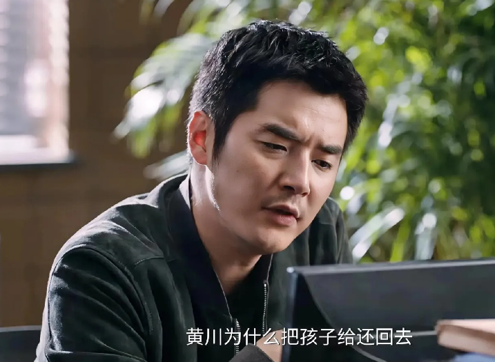 《利剑玫瑰》第14集预告：常锐归队，卢笙和青皮被抓，又审出一个人贩子黄川！可他却