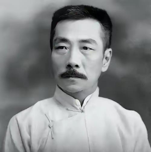 这段话很对："改变命运，最有效的方法，不是努力和奋斗，而是不断地换环境、筛环境，