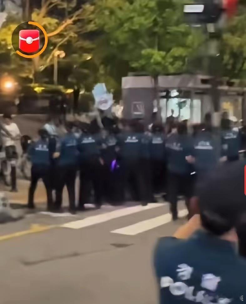 韩国为什么会爆发繁华大游行？中国是韩国的友好邻邦。中国是韩国最重要的贸易伙伴。中