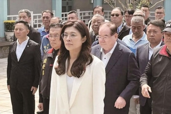 访问大陆前强力反击民进党，郑丽文喊话赖清德：下架“台独党纲”