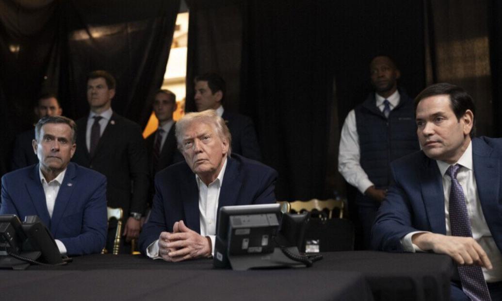 一片哗然！美国公布特朗普观看抓捕马杜罗照片后，鲁比奥向整个国际社会发出警告。